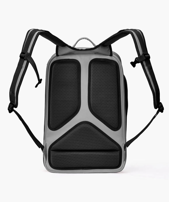 Yonex Expert Backpack BA02612 rear view with padded shoulder straps and back panels