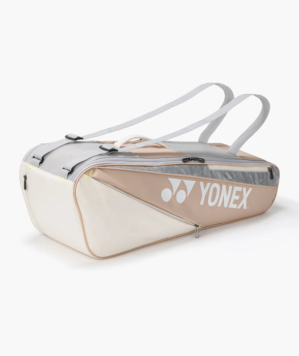 Yonex Club Racquet Bag 6 PCS BA52526 on sale at Badminton Warehouse