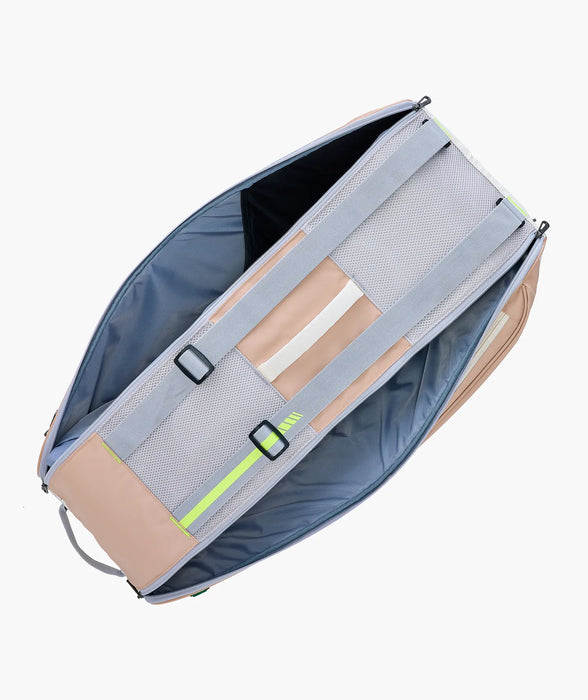 Yonex Club Racquet Bag 6 PCS BA52526 on sale at Badminton Warehouse