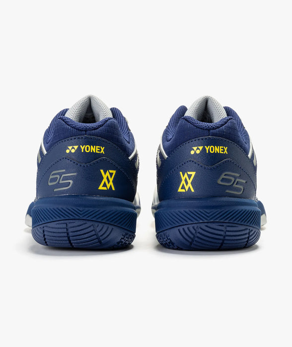 Yonex Power Cushion 65 Z VA Wide badminton shoes in Silver/Navy, rear view showing heels