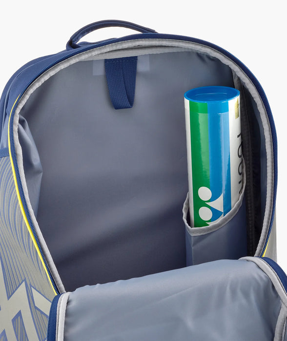 Internal shuttle tube pocket in Yonex BA02612V backpack